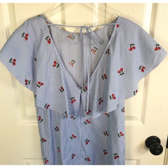 Buffalo David Bitton Size XS Blue & White Striped Cherries Dress Tie Back Ruffle - Picture 7 of 8